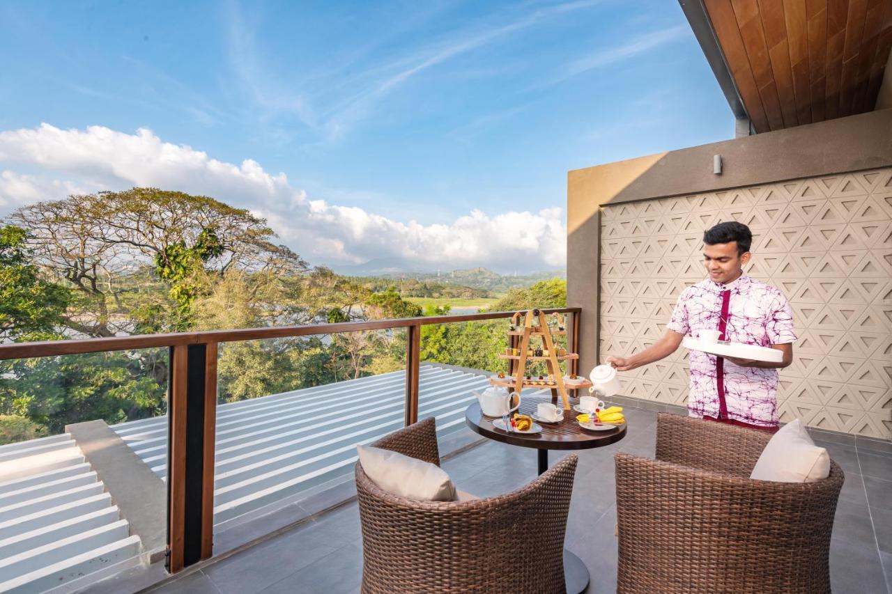 Kandyan Suite