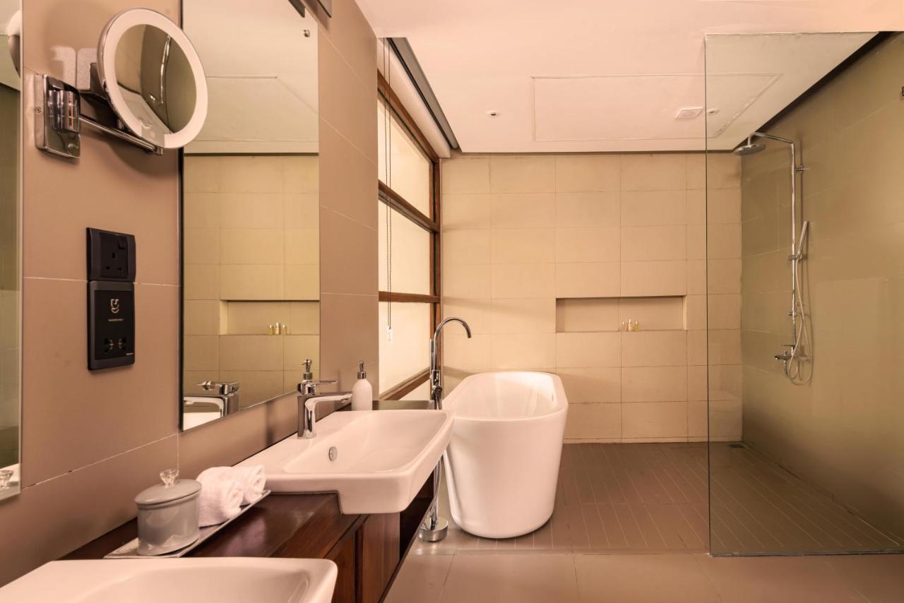 Kandyan Suite
