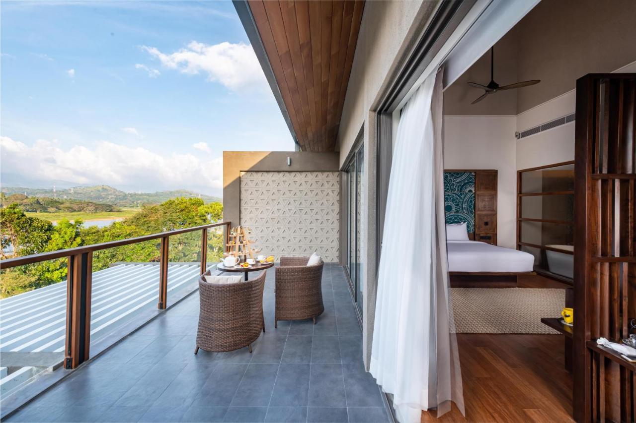 Kandyan Suite