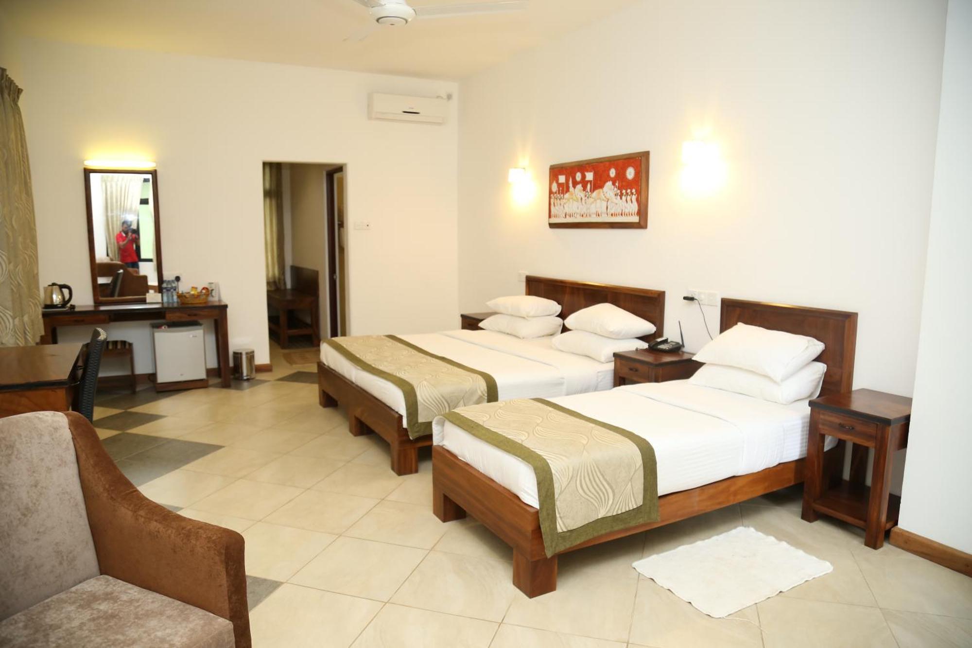 Deluxe Triple Room,1565635042:JPEG