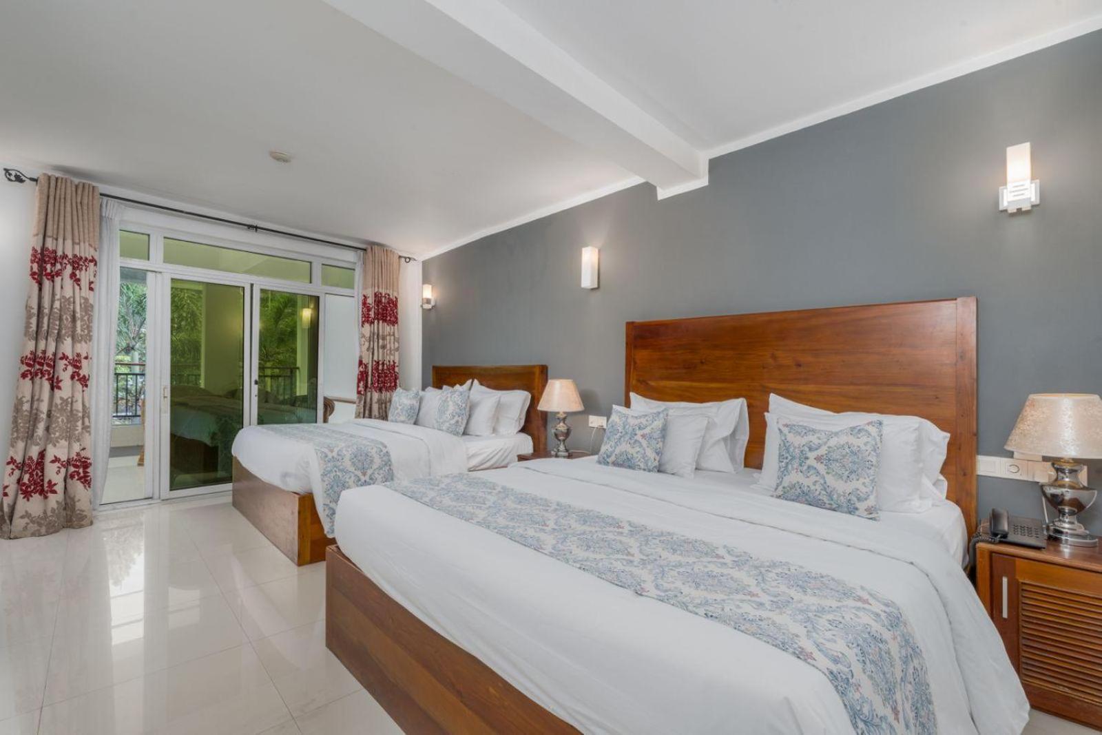 Deluxe Family Room