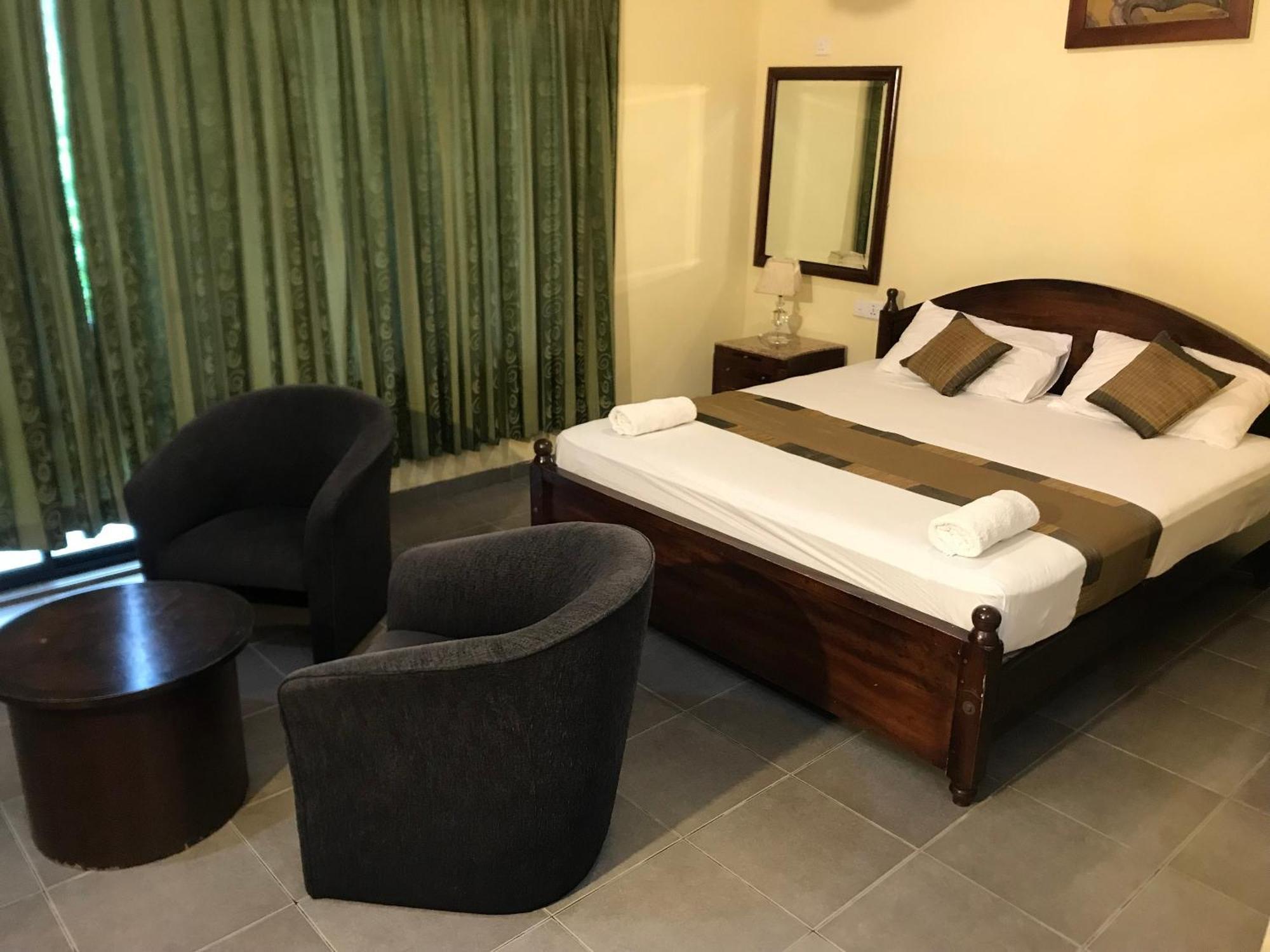 Deluxe Double Room with Balcony,1642394884:JPEG