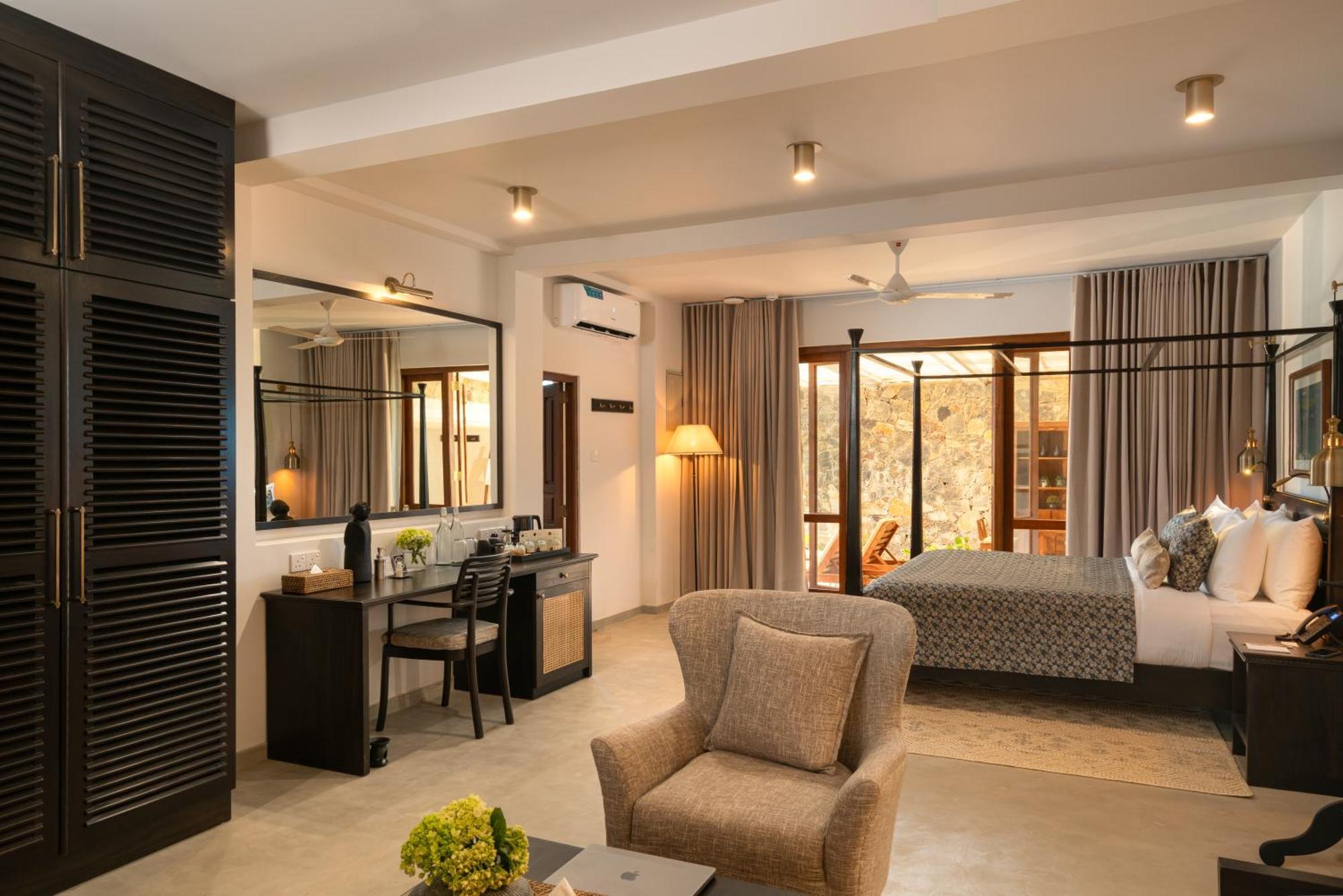Premier Room
