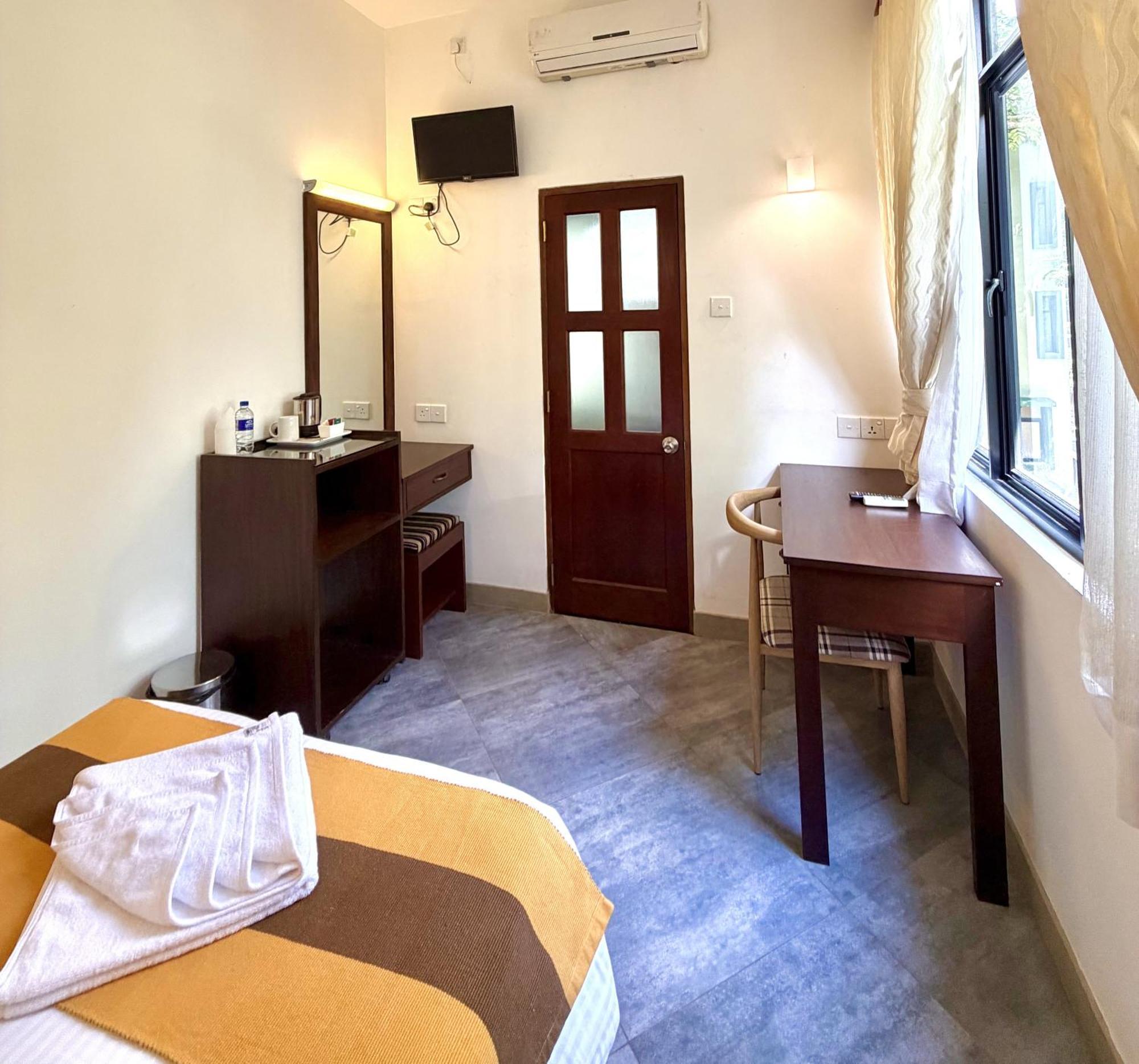 Single Room,1743091637:JPEG