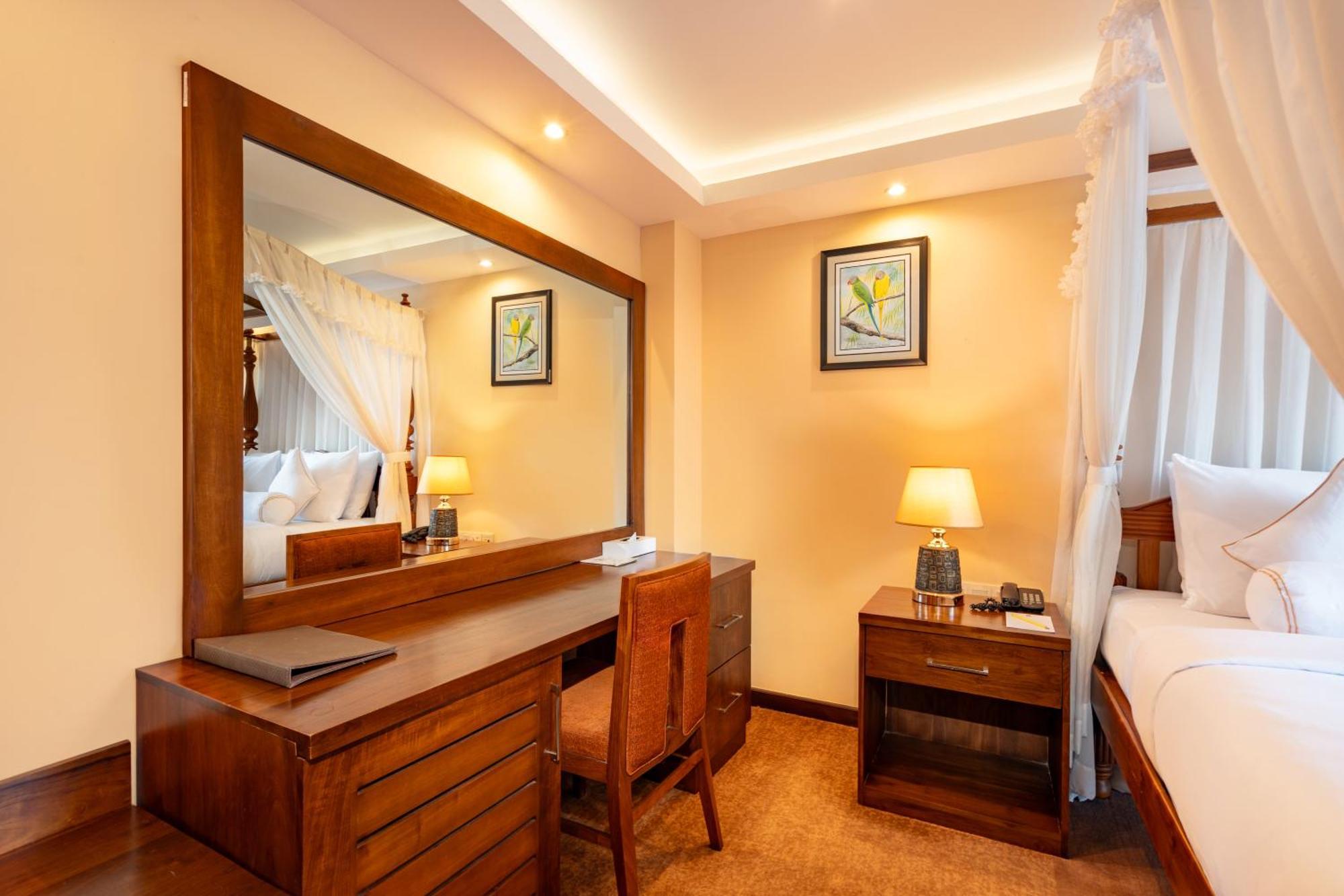 Superior King Room