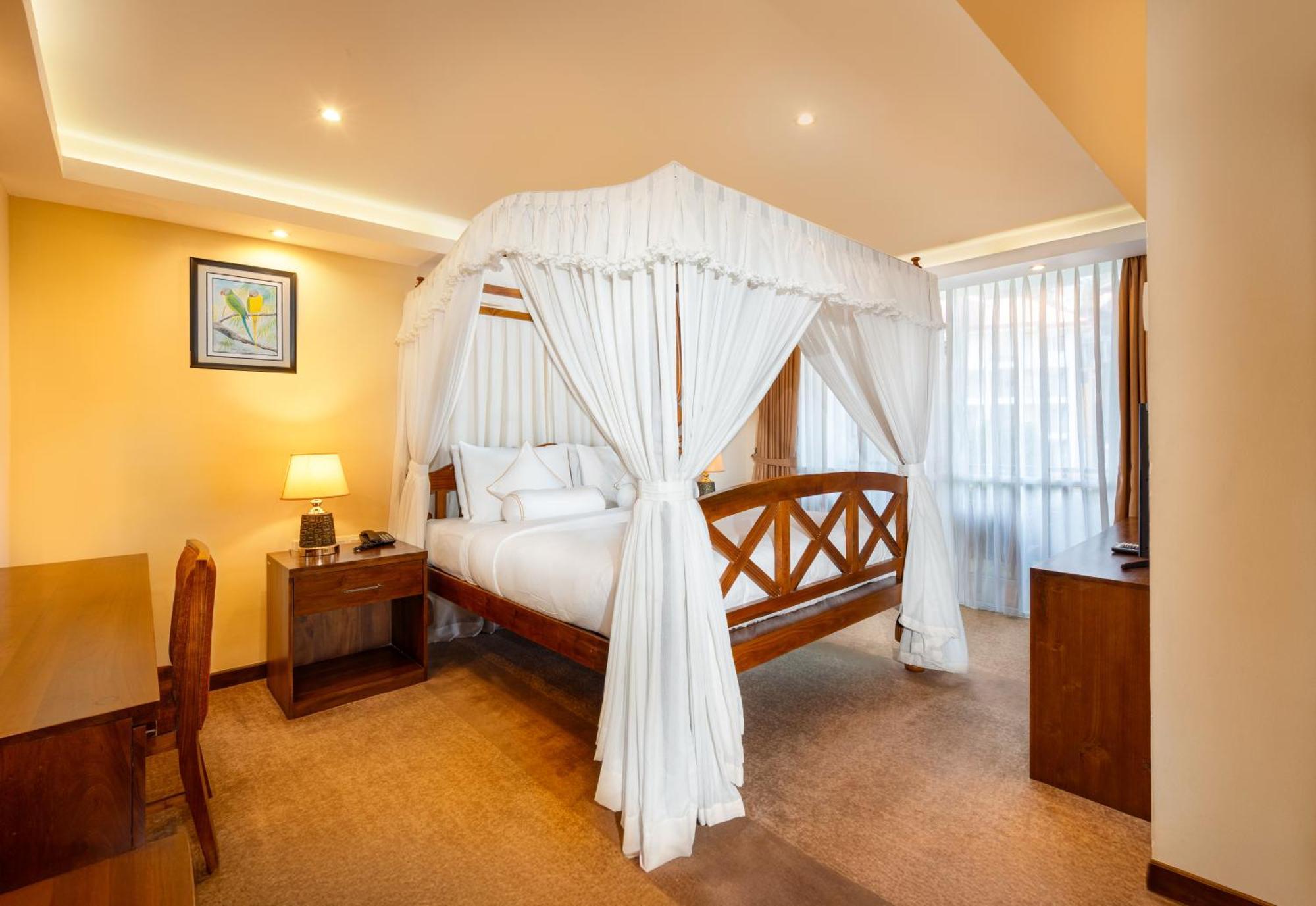 Superior King Room