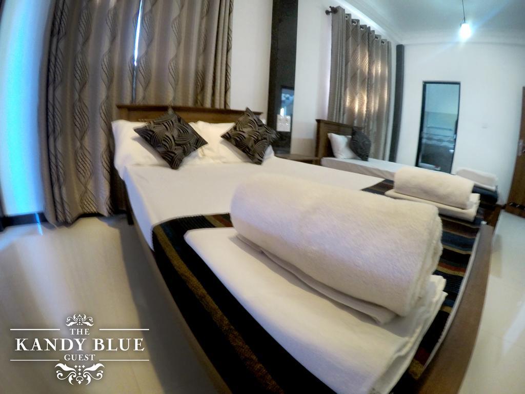 Double or Twin Room Bathroom
