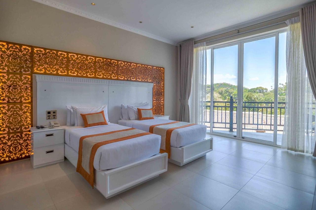 Deluxe Premier Room