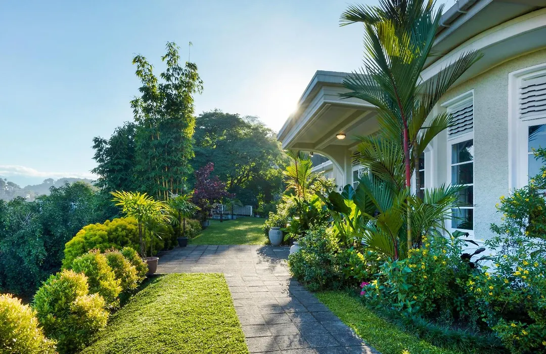 Castle Hill Bungalow By Seven Angels-1