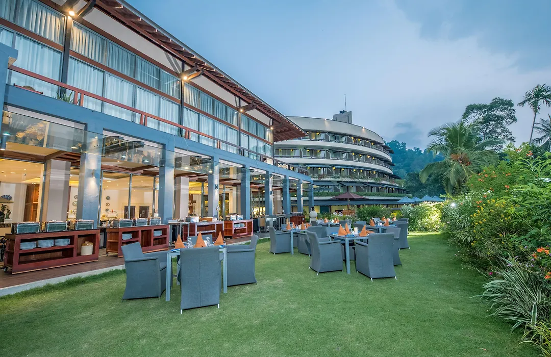 Earl'S Regent Hotel-1