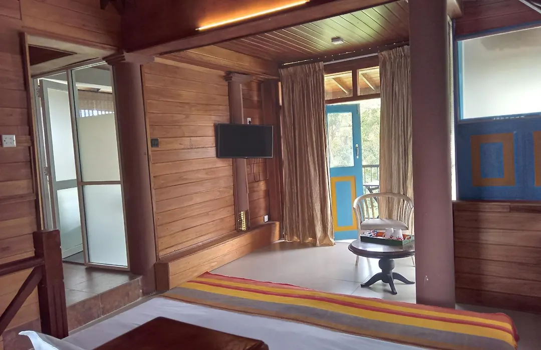 Crown Hills Kandy-1