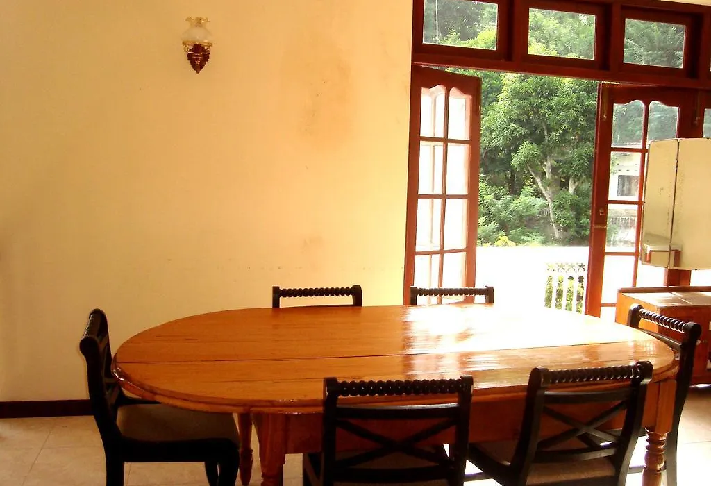 Layathraa Kandy-1