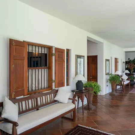 Taru Villas Kandy-2