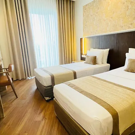 Skyloft Kandy-3