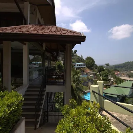 Kings Ridge Kandy-3