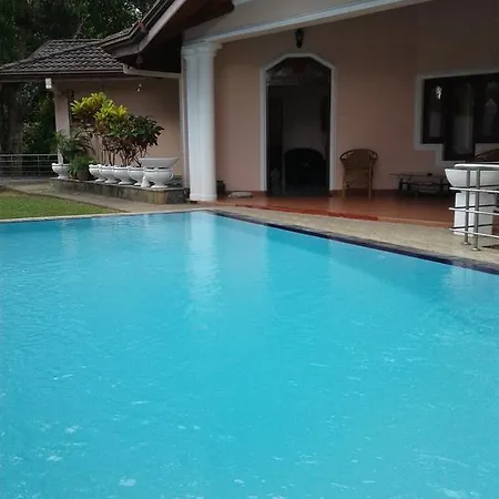 Kandy View Garden Hotel-2