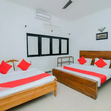 Oyo 479 Water Front Hotel-3