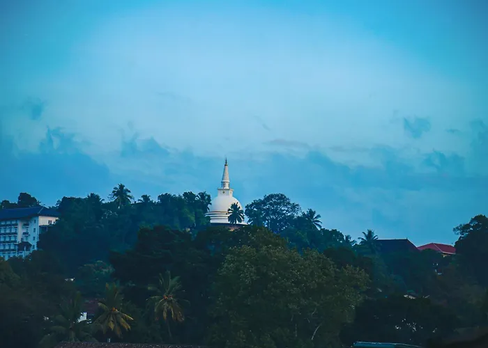 Kandy Tower Inn