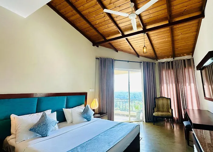 Kandy HotelsHills By First Team