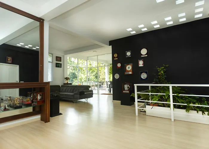 Kandy Luxe Villa