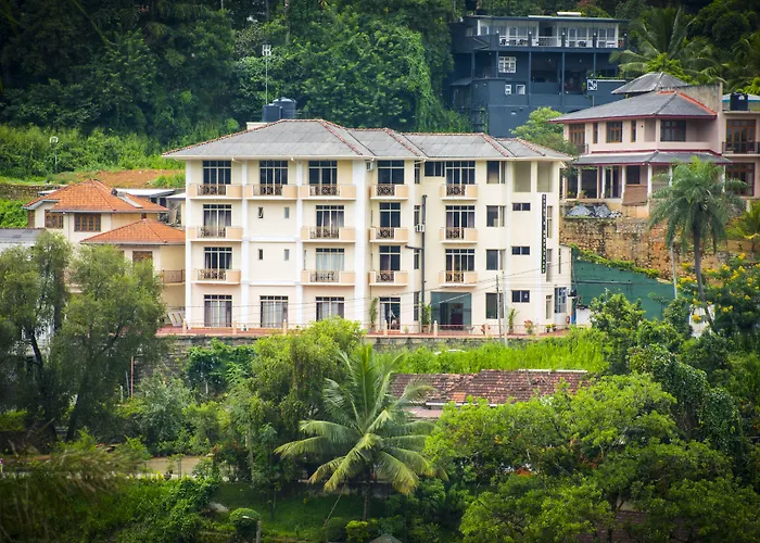 Hotel Lakefield Kandy