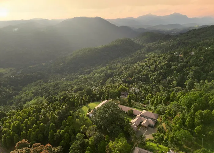 Simpson'S Forest - Luxury Boutique Resort & Spa - Kandy