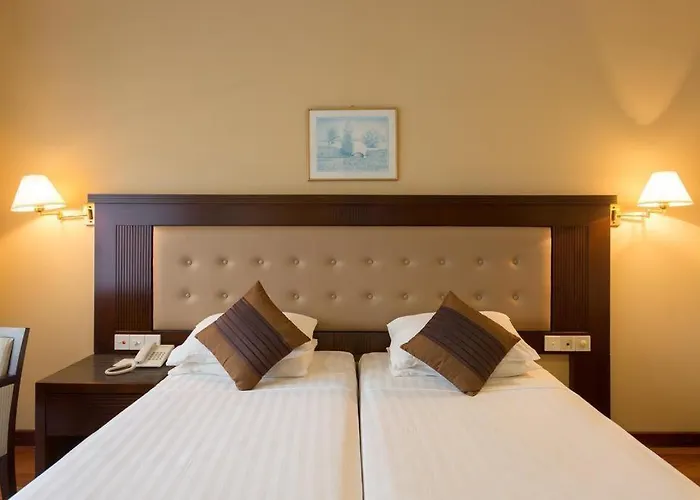 Devon Hotel Kandy
